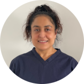 Dr Yasara Naheed 